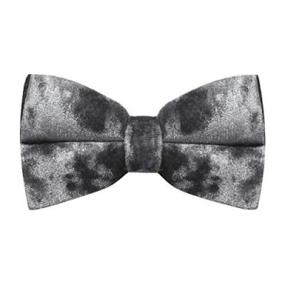 Image of King &amp; Priory Luxury Silver Crushed Velvet Pre Tied Bow Tie