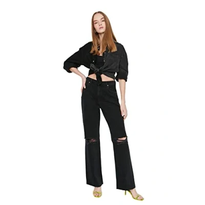 Image of Trendyol Women Young High Waist Wide Leg 90&#039;s Jeans Schwarz