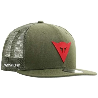 Image of Dainese Unisex 9fifty Trucker Snapback Summer Cap with Flat Visor, Green/Red, N UK