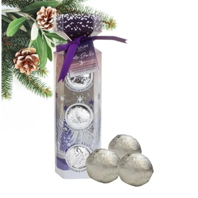 Image of Bath Bomb Christmas Cracker Bombs 3 x 100g Patchouli &amp; red Berry Grapefruit Ginger vetiver Vanilla Scented Set.