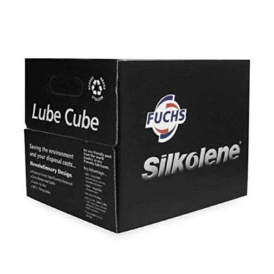 Image of Silkolene Super 4 10W 40 10W40 Semi Synthetic Stroke Motorbike Oil 601366970 20 Litres (Lube Cube Box)