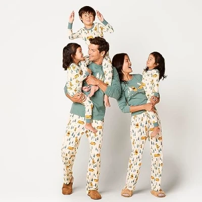 Image of Amazon Essentials Disney Marvel Star Wars Baby Boys&#039; Snug Fit Cotton Pyjama Sleepwear Sets, Pack of 3, Pooh Holiday Forest Kids, 12 Months