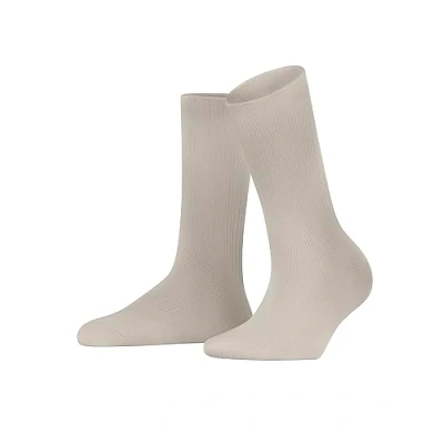 Image of ESPRIT Women&#039;s Tennis Tie Dye W SO Cotton Patterned 1 Pair Socks, Beige (Towel 4775), 5.5 8