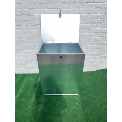 Image of ASA METAL PRODUCTS SMALL GALVANISED FEED BIN WITH DIVIDER