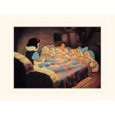 Image of Pyramid International Snow White (Bed) Mounted Print Memorabilia 30 x 40cm, Paper, Multicoloured, 40 1.3 cm