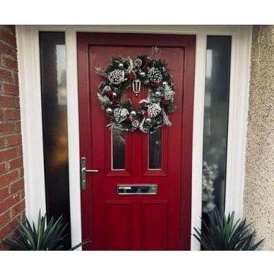 Image of Marco Paul Artificial Luxury Christmas Wreath Hanging Door Decoration Indoor Outdoor Snow Frosted Baubles Berries Home Decor Durable Traditional Decorations (50cm)