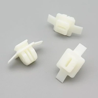 Image of VVO Fasteners Plastic Rear Wheel Arch Flares and Moulding Trim Clip, White (Pack of 10)