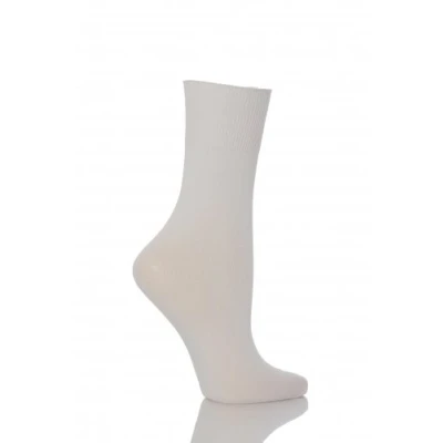 Image of Kids Ballet Socks Boys/Girls in White size 12.5 3.5