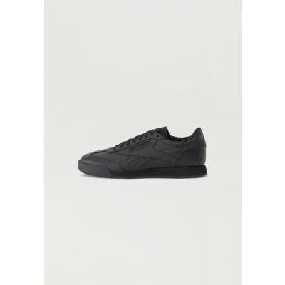 Image of Reebok Classic Campio XT Unisex Trainers, Size: 7, Black leather and imitation