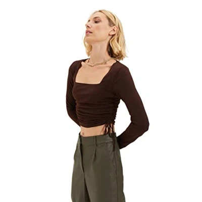 Image of Trendyol Women Fitted Basic Square Collar Knit Blouse Brown