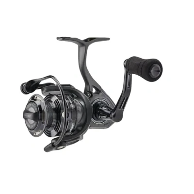 Image of PENN Clash II Spinning Fishing Reel, Sea Inshore Fishing, Lightweight Saltwater Shore and Kayak Reel for Lure Bass, Pollack, Cod, Wrasse, Grey/Black, 2000