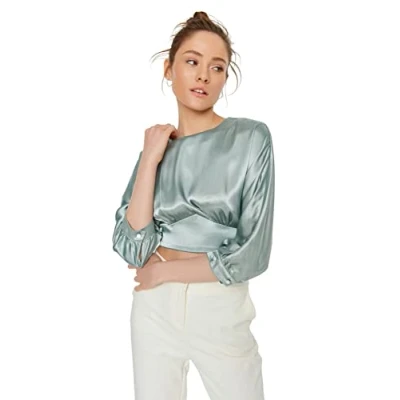 Image of Trendyol FeMan Regular fit Basic Crew Neck Woven Blouse Mint