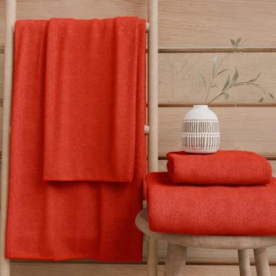 Image of PETTI Artigiani Italiani 100% Cotton Terry Bath Towels, 2+2 Towel Set, 4 Pieces 2 Face Towels and Hand Red