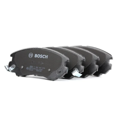 Image of 581011FA50, 581012CA10, 581012CA11, 581012CA20, 581012DA11 Brake pad set BOSCH 0 986 424 815 KIA: Soul I, Sportage II, Magentis HYUNDAI: Coupe II