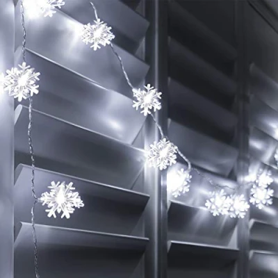 Image of GloBrite Snowflake Lights with 40 LED Window Christmas 2 Modes Decorations Fairy for Bedroom Battery String Home Decor &amp; Gifts