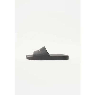 Image of Tommy Jeans Pool shoes, Men&#039;s, Size: 6.5, Black Synthetics