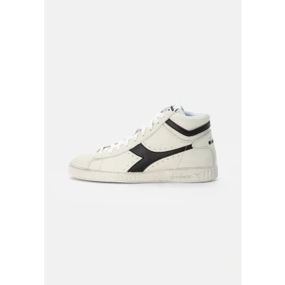 Image of Diadora GAME L HIGH WAXED women&#039;s Shoes (High top Trainers) in White