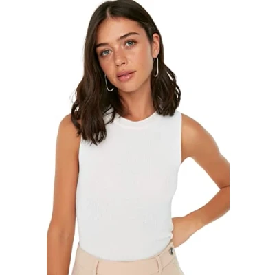 Image of Trendyol Women Slim fit Bodycon Crew Neck Knitwear Blouse Ecru