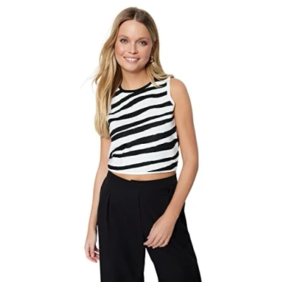 Image of Trendyol Women Regular fit Basic Crew Neck Knitwear Blouse Ecru