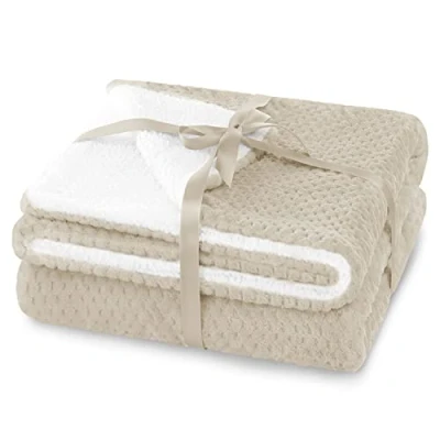 Image of AmeliaHome Cuddly Blanket 70 x 150 cm Delicate Quilted Sherpa Lambskin Look Shleepy Beige