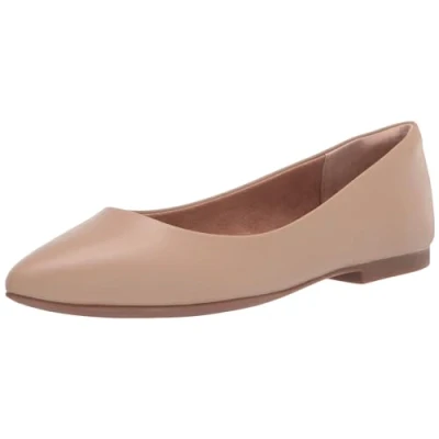Image of Amazon Essentials Women&#039;s Pointed Toe Ballet Flat, Beige Faux Leather, 7.5 UK Wide