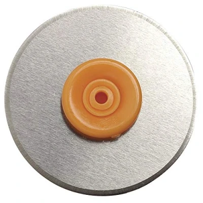 Image of Fiskars Rotary Blade Straight Cutting Ø 28 mm, 2 pieces, Rolling for Cuts, 1003920