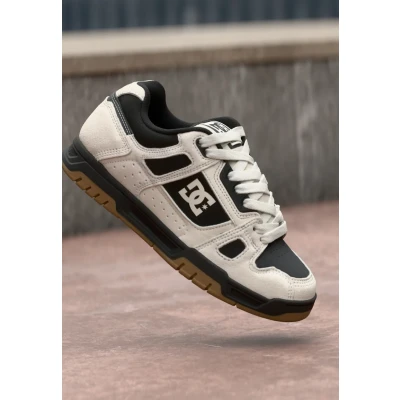 Image of DC Shoes Court Graffik Se, Women&#039;s Trainers, off white, 10 UK