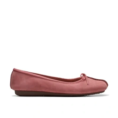 Image of Clarks Women&#039;s Freckle Ice Ballet Flats, Dusty Rose NBK, 4 UK