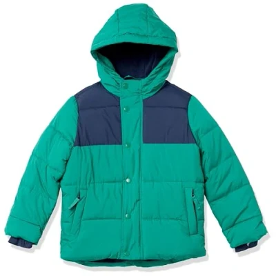Image of Amazon Essentials Boys&#039; Heavyweight Hooded Puffer Jacket, Green Navy Colour Block, 10 Years