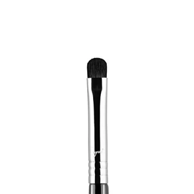 Image of Sigma Beauty E21 Smudge Brush Eye Makeup for Softening Lashline Smokey Eyes Vegan, Hypoallergenic, Synthetic