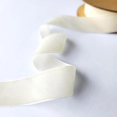 Image of Velvet Ribbon Trim 25mm Wide Cream Per 10 Metres