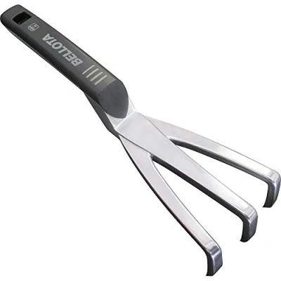 Image of Bellota 2998 Three Prong Cultivator