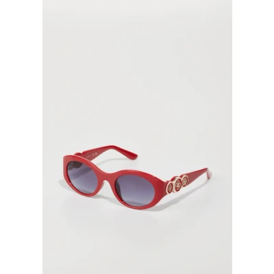 Image of Guess Woman GU00198 H 66B Sunglasses Injected Red Smoke Round Normal