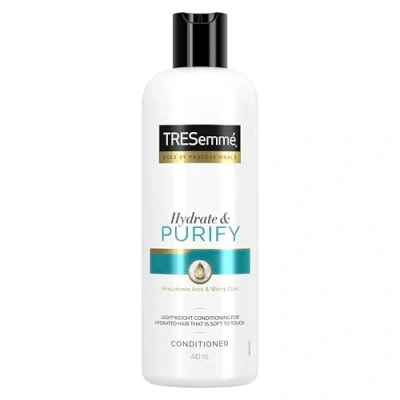 Image of TRESemme Hydrate &amp; Purify with hyaluronic acid white clay Conditioner for greasy hair 6 x 440 ml