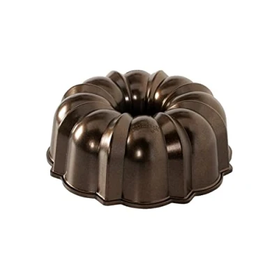 Image of Nordic Ware 50148 12 Cup Pan Original Cast Aluminium, Bundt Tin with Fluted Pattern, Cake Mould Made in The USA, 2.8 liters, Bronze