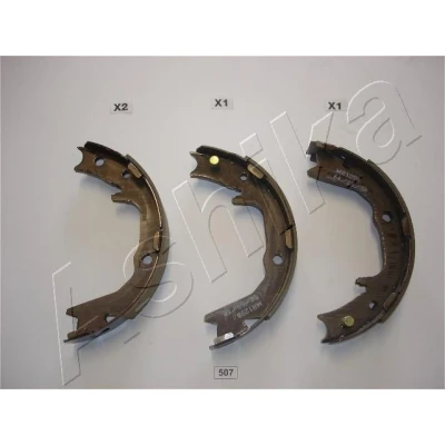 Image of MB668908, MB857295, MB857296, MB857297, MB950211 Handbrake Shoes ASHIKA 55 05 507 Rear Axle