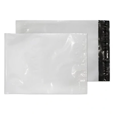 Image of Blake Purely Packaging C4+ 320 x 240 mm Polythene Peel &amp; Seal Envelopes (PE42/W/100) White Pack of 100