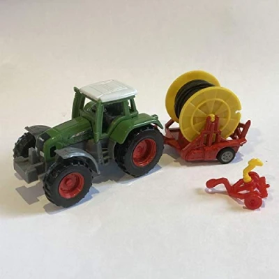 Image of siku 1677, Tractor with Irrigation Reel, Metal,Plastic, Multicolour, Removable sprayer