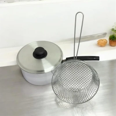 Image of Silver Aluminium 22cm Non Stick Chip Pan with Lid &amp; Wire Basket Deep Fryer Saucepan Made in UK