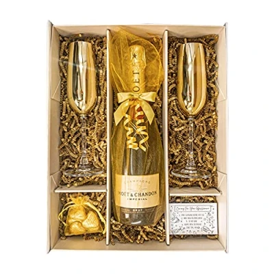 Image of Moët &amp; Chandon Imperial 75cl Champagne Gift Set Hamper With Two Matching Metallic Gold Glass Flutes, Chocolates and Box Golden Wedding For Him Her (Gold Tops)