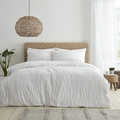 Image of Catherine Lansfield Seersucker Double Duvet Cover Set with Pillowcases White