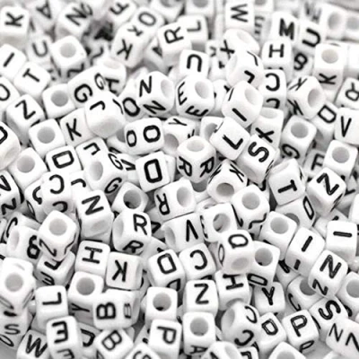 Image of 100 x 6mm White Cube Acrylic Letter Single Beads 4mm Hole Alphabet Loose A Z (Q)