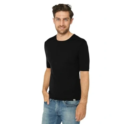 Image of DANISH ENDURANCE Merino Wool T Shirt Mens, Thermal Base Layer, Premium Undershirt Men, Breathable and Moisture Wicking Black, S