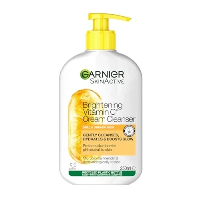Image of Garnier Skin Active Vitamin C Brightening Foam Cleanser 250ml