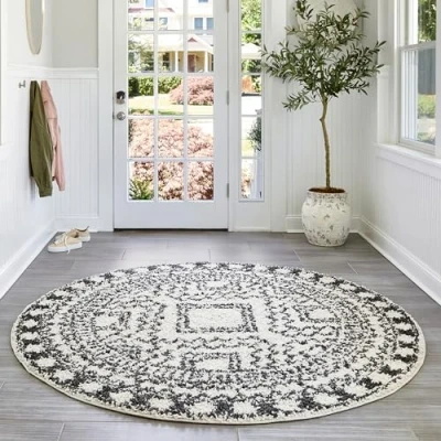Image of nuLOOM Vasiliki Moroccan Shag Tasseled Area Rug, 183 cm Round, Off white