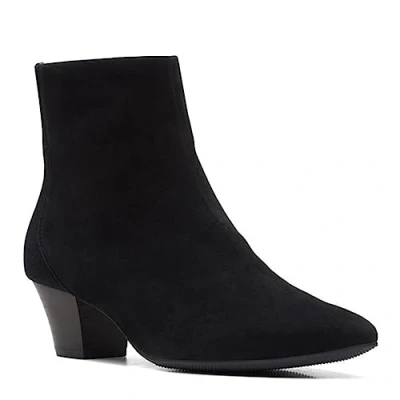 Image of Clarks Women&#039;s Teresa Fashion Boot, Black Suede, 7 UK