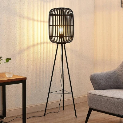Image of Lindby Canyana floor lamp, black, rattan, 139 cm high
