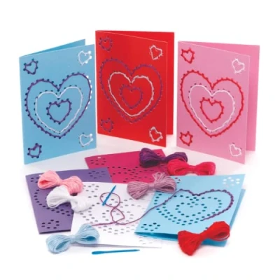 Image of Baker Ross AX715 Heart Threading Cards Pack of 6, Arts and Crafts for Kids to Sew, Thread Decorate Valentine’s Day Cards,White