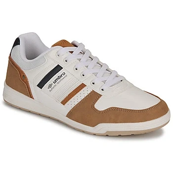 Image of Umbro UM SLADE men&#039;s Shoes (Trainers) in White