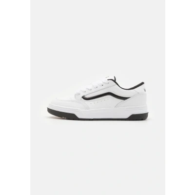 Image of Vans Hylane Unisex Skate shoes, Size: 3.5, White/black Leather